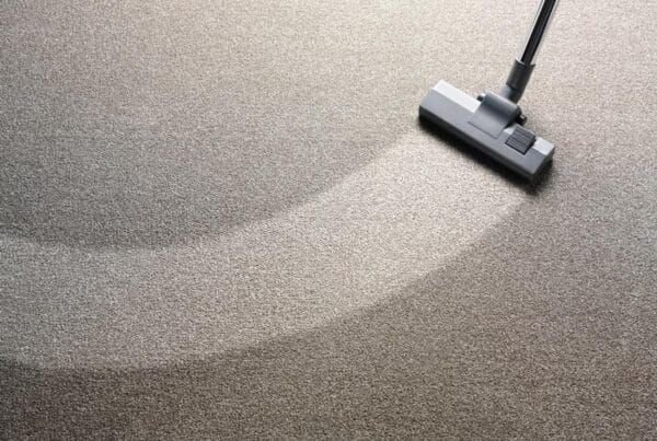 Carpet Cleaning Using Vacuum